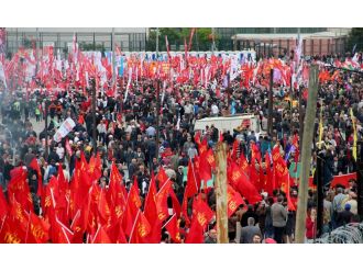 İstanbul’da çifte 1 Mayıs
