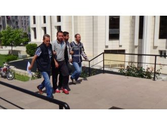 Firari 2 mahkum yakalandı