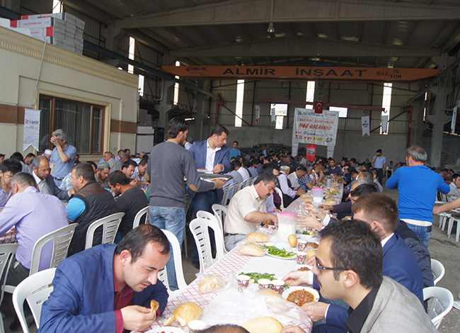 İzomir İnşaat Sektörünü Bir Araya Getirdi