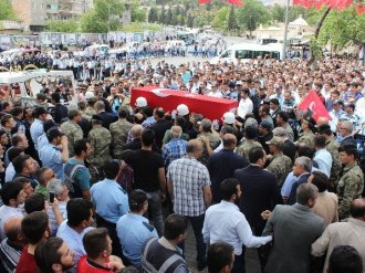 Kahramanmaraş Şehidini Gözyaşlarıyla Uğurladı