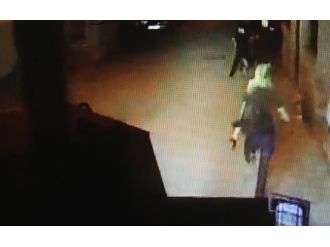 Polise patlayıcı atan terörist böyle yakalandı!