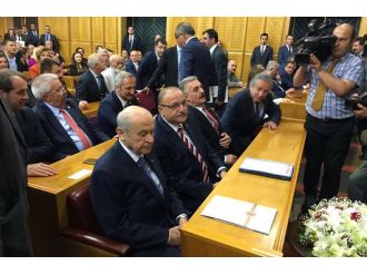 Bahçeli Oktay Vural’la Sorun Yaşıyor Mu ?