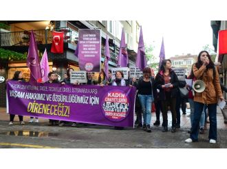 Kadınlardan taciz eylemi