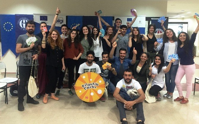 Öğrenciler ’Bilgelik Çarkı’ Etkinliğinde Buluştu