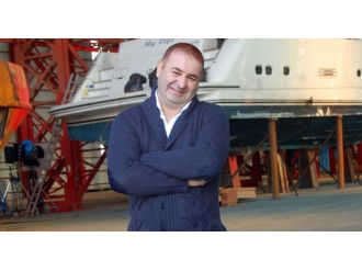 Şafak Sezer’den haber var