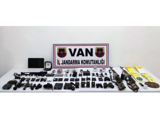 Van’da operasyonlar sürüyor