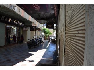 Kilis’te esnaf kepenk kapattı