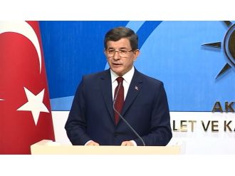 AK Parti olağanüstü kongreye gidiyor
