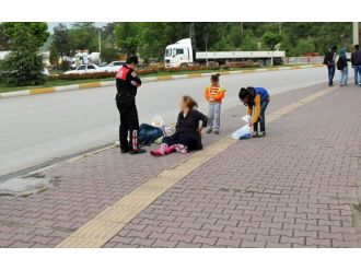 Husumetlisi olduğu kadınları tekme tokat dövdü