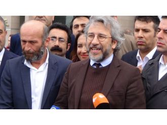 Dündar ve Gül’ün yargılanmalarına devam ediliyor