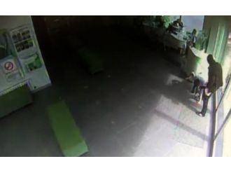 İstanbul’daki banka soygunu kamerada