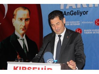 "İmzaları biz topladık, iktidar partisi kurultaya gidiyor"