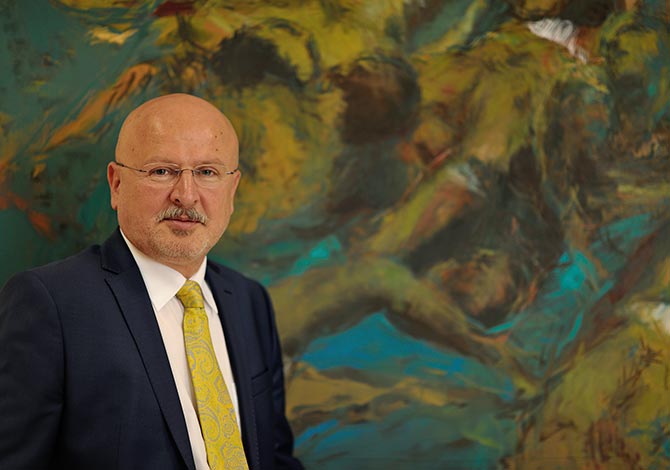 “Annelerimizi Her Gün El Üstünde Tutmalıyız”