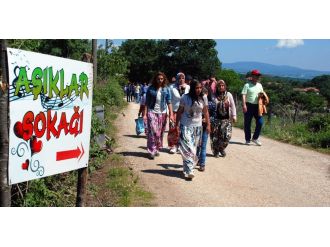 İzdivaç programı gibi sokak