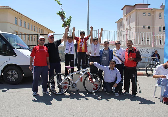 OKULLAR ARASI BİSİKLET YARIŞLARI TAMAMLANDI
