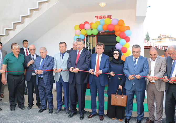 Pazarcık Belediyesi'nden Çifte Açılış