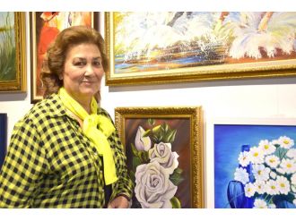 75 yaşında resim yapmayı öğrendi