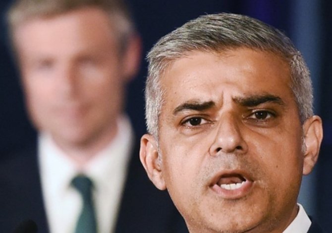 "TRUMPA" CAHİL GÖNDERMESİ