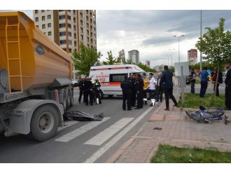 Kaza kurbanı kardeşe son bakış