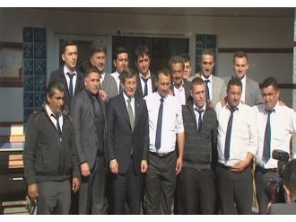 Başbakan’dan taksi durağına ziyaret