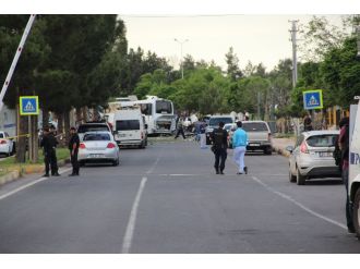 Bombalı saldırıda ev işyerleri de zarar gördü