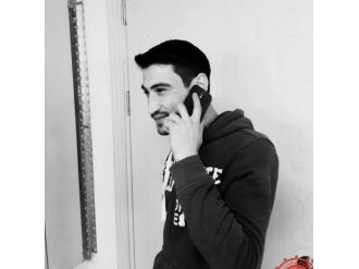 Pompalı tüfekle kendini vurdu