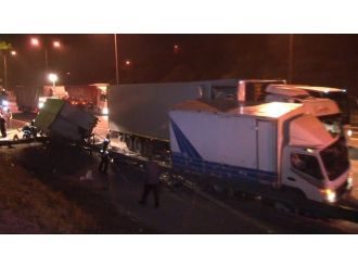 TEM’de feci kaza: 3 yaralı