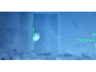 Teröristin vurulma anı kamerada