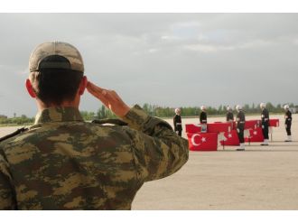 Çukurca’da şehit olan 3 askere tören