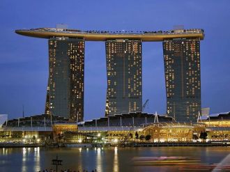 Singapur’a vize vaadiyle dolandırıldı