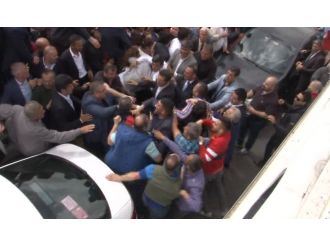 MHP’de kurultay krizi: Otel önünde arbede yaşandı