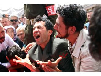 Şehit cenazesinde feryatlar yürekleri dağladı