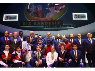 Dünya gençlerinden Erdoğan’a anlamlı hediye