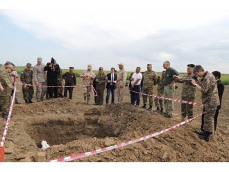 Ermenistan kullanımı yasak mermiler atıyor