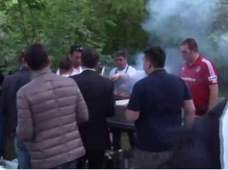 Beşiktaş, barbekü partisi düzenledi