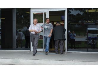 Dolandırıcılara gidecek serveti eşi kurtardı