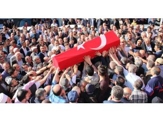 Taksi sürücüsü son yolculuğuna uğurlandı