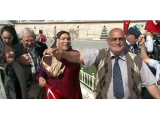 Taksim’de 19 Mayıs coşkusu