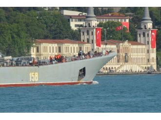 Rus gemisinde askerler yine sipere yattı