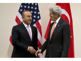 Çavuşoğlu John Kerry ile görüştü