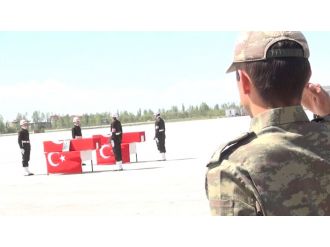 Şehitler memleketlerine uğurlandı