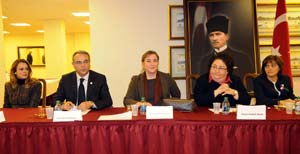 Kadına karşı şiddet bir insanlık ayıbıdır