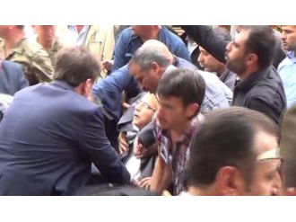 Vali şehit cenazesinde baygınlık geçirdi