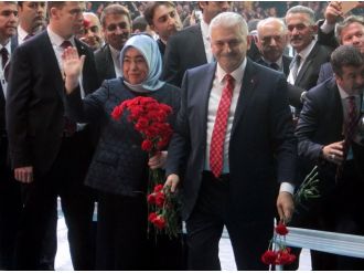 Kongreye bin 282 delege katıldı