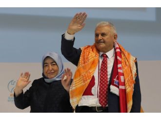 AK Parti’de yeni genel başkan Binali Yıldırım