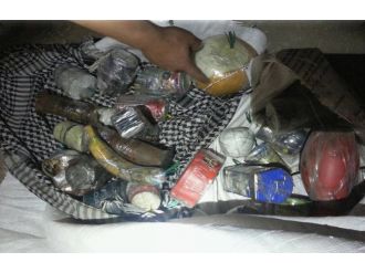 Hainler meyveleri bile tuzaklamış