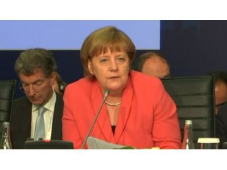 Merkel: Hayalperest olmamalıyız