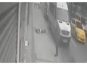 Kosovalı Pacolli “Allah’ım beni affet" deyip atlamış