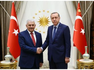 Cumhurbaşkanı Erdoğan Binali Yıldırım’la görüştü