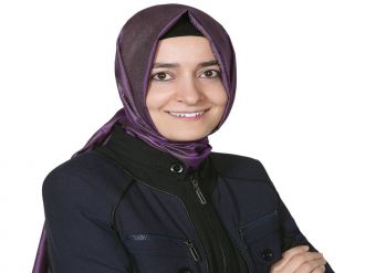 Kabinenin tek kadın bakanı